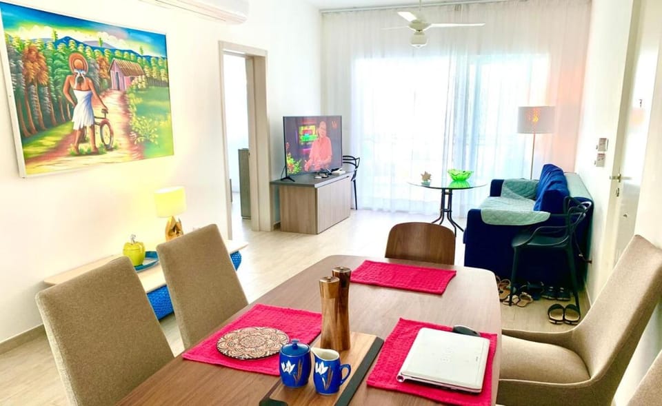 Luxurious spacious 2-bedroom apartment, steps from beach Apartment in Punta Cana
