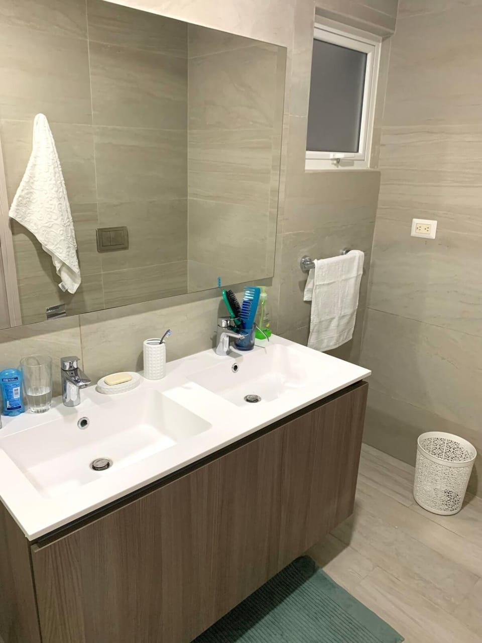Luxurious spacious 2-bedroom apartment, steps from beach Apartment in Punta Cana