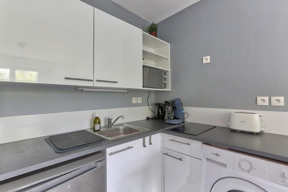 Bel appartement au calme Paris Disney Apartment in Bussy-Saint-Georges