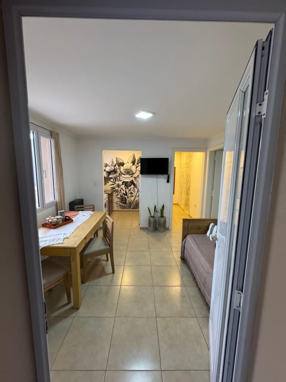 Kitchen or kitchenette, Lobby or reception, Photo of the whole room, Dining area