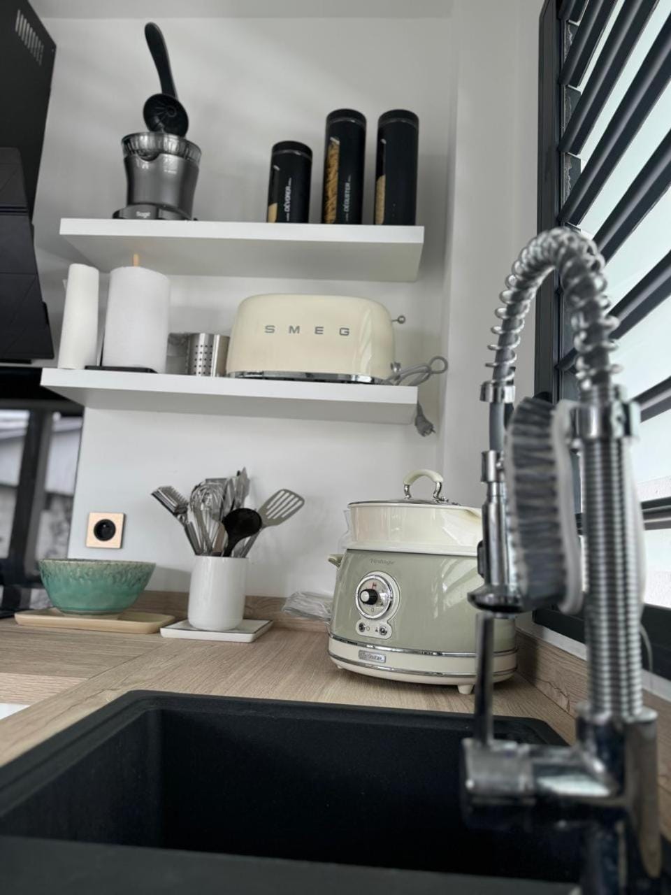 Coffee/tea facilities, Kitchen or kitchenette, toaster