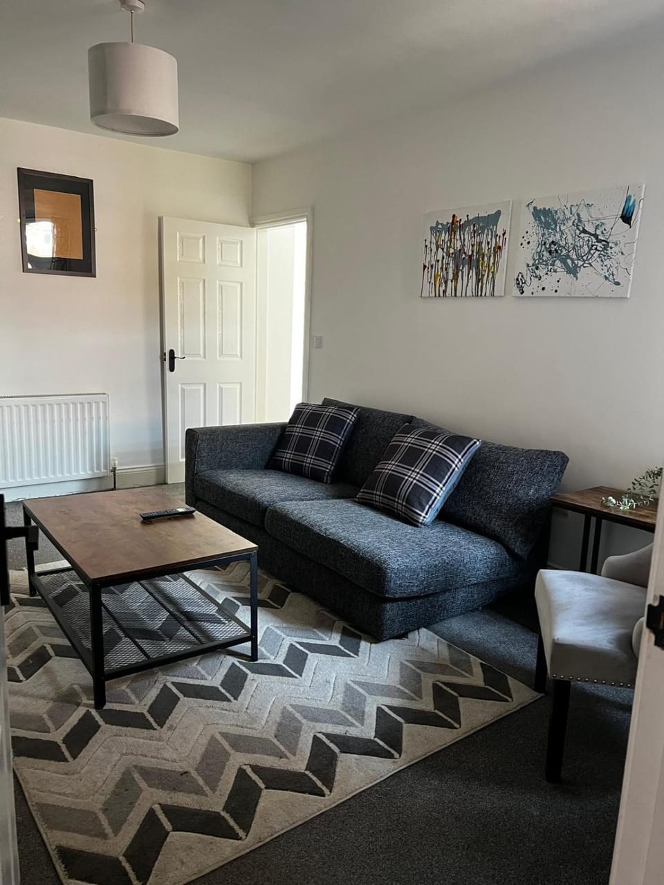 ResiLets - Ground Plessey Road Apt Apartment in England