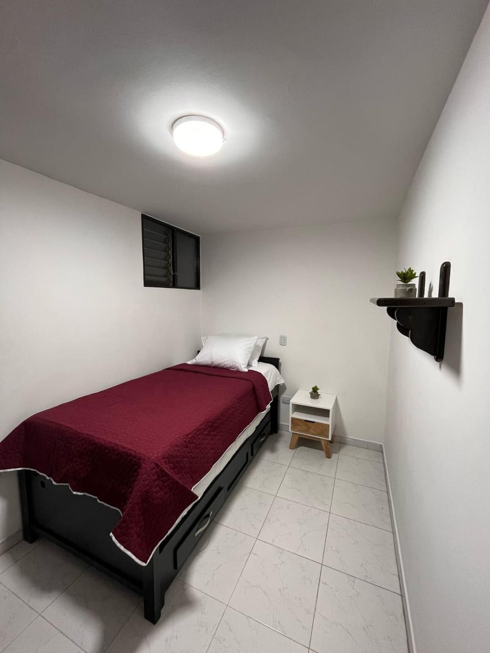 CÓMODO APARTAMENTO CERCA De TODO EN ENVIGADO Apartment in Envigado