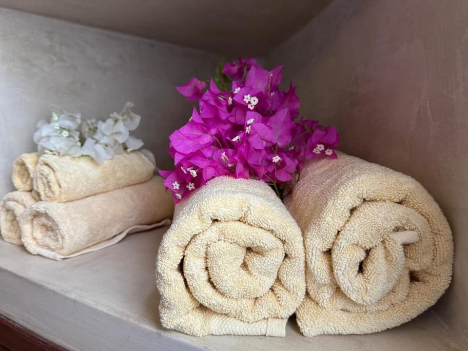 Decorative detail, towels