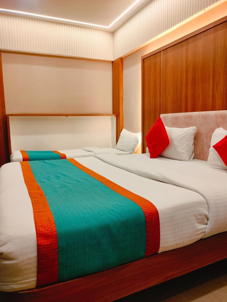 Hotel Sahar International Hotel in Mumbai