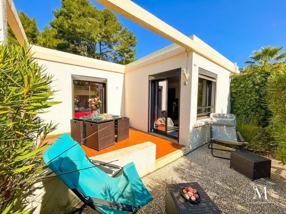 Rez-de-jardin à 1km du centre-ville de Six-Fours Apartment in Six-Fours-les-Plages