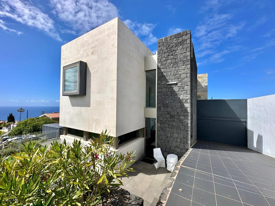 Property building, Natural landscape
