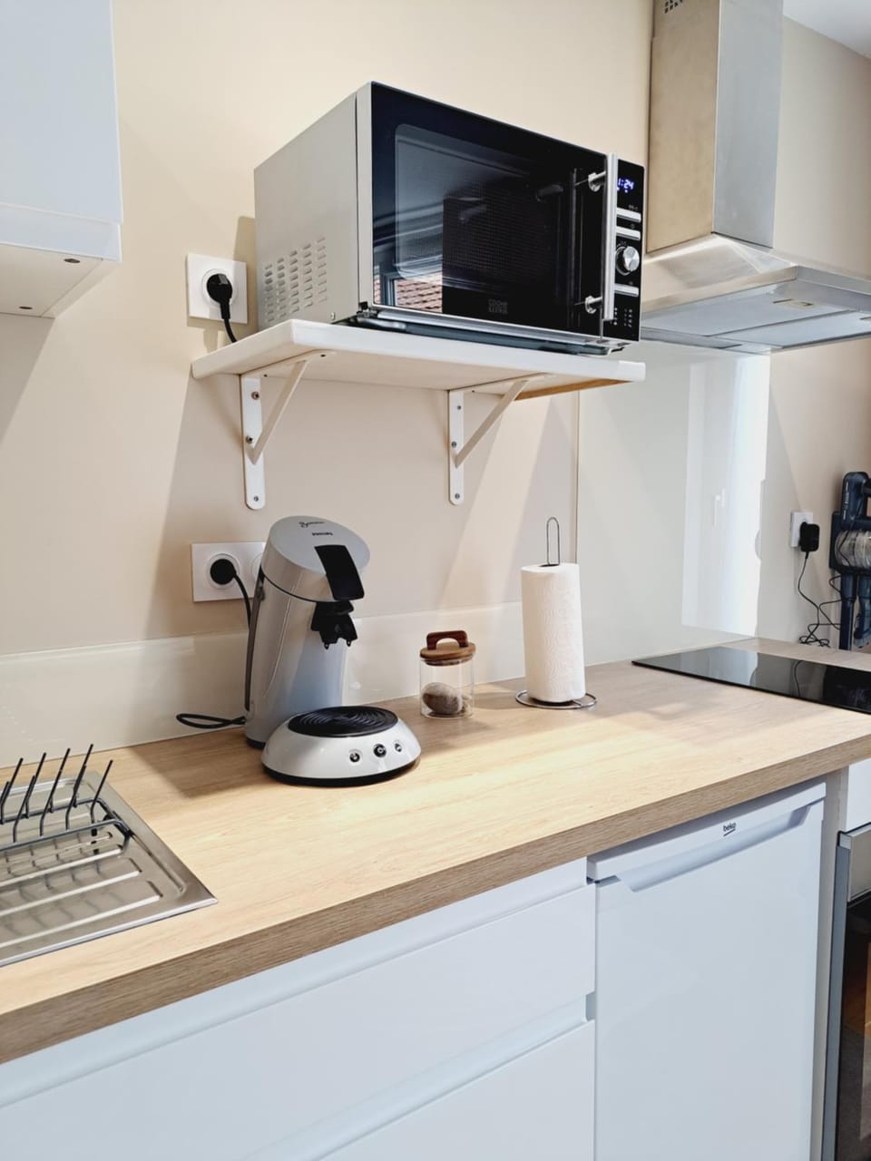 Coffee/tea facilities, Kitchen or kitchenette