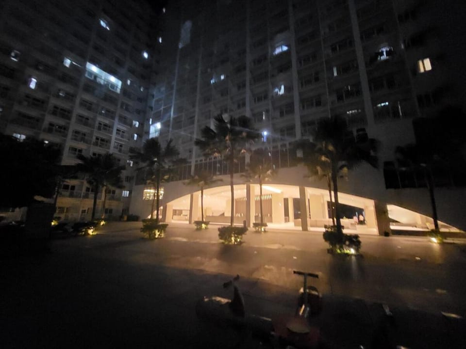Stonewood Suite by Staycationplus with FREE PARKING Apartment in Pasay