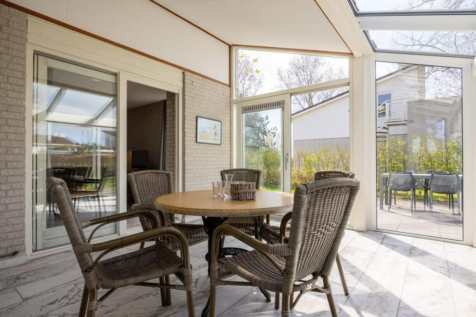 Hello Zeeland - Holidayhome Cardium 37 House in Kamperland