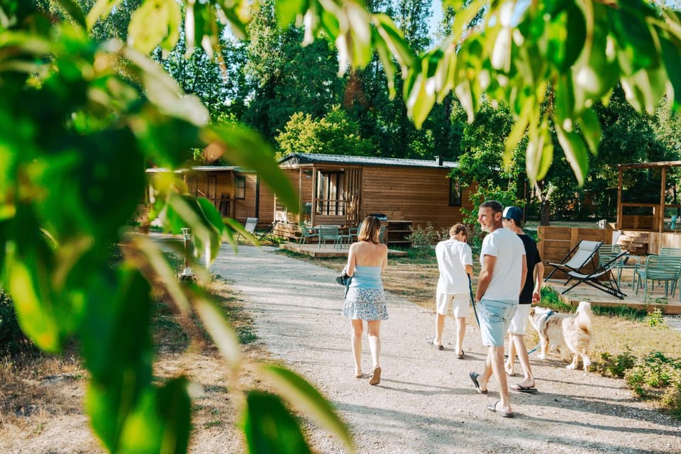 People, Natural landscape