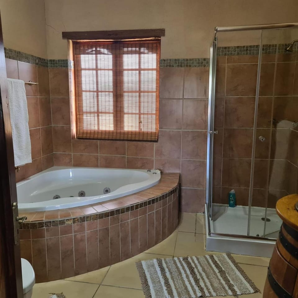 Hot Tub, Bath