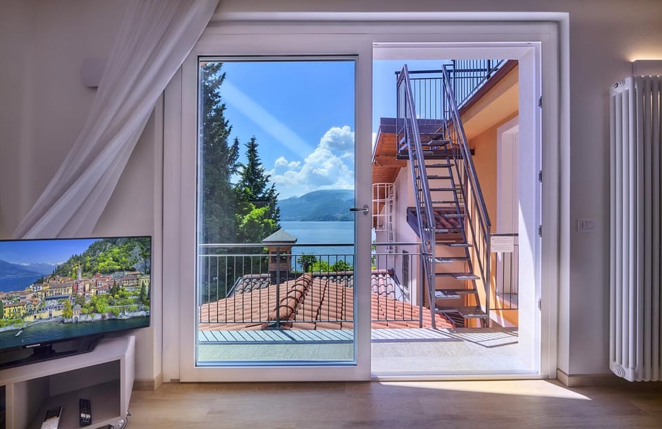 Natural landscape, Living room, Lake view, Mountain view