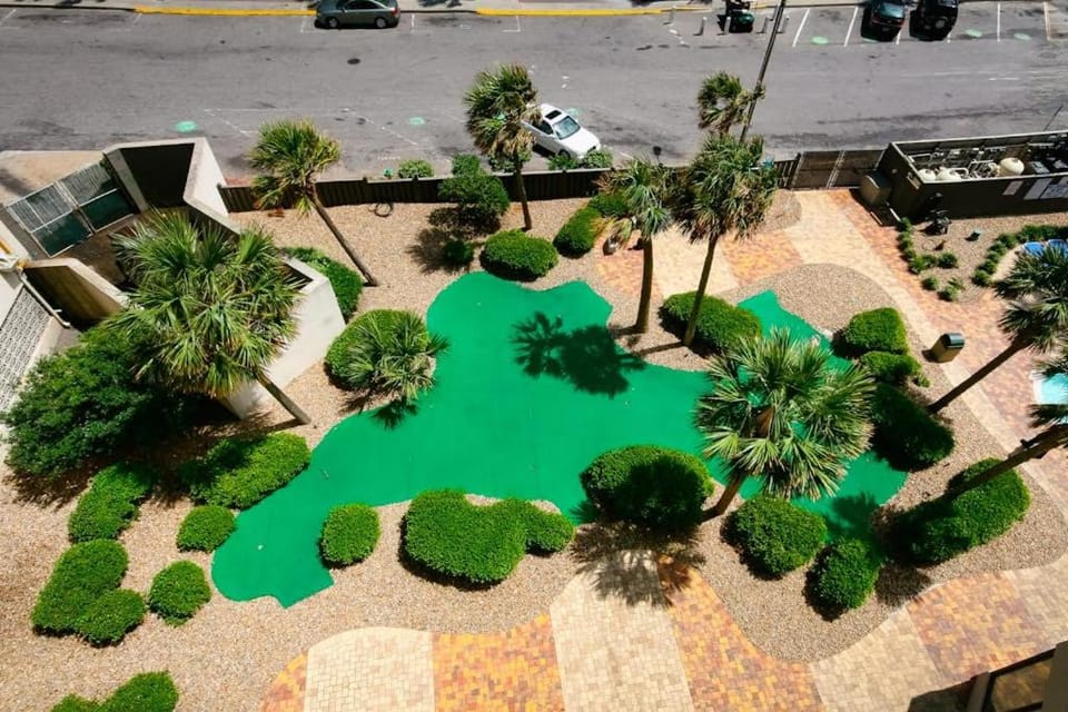 Palace Resort 1604 Hotel in Myrtle Beach