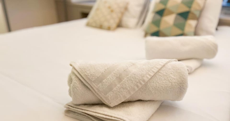 Bed, Photo of the whole room, Bedroom, towels