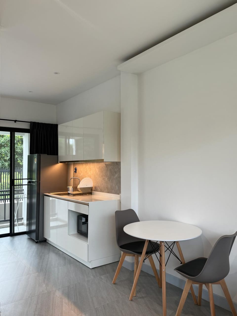 Seating area, Dining area