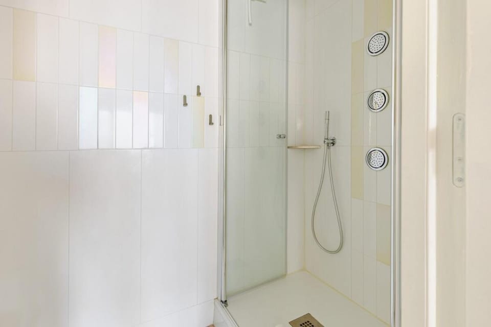 Suite Cozy - lit rond Bergson Stade Zénith Technopole Apartment in Saint-Étienne