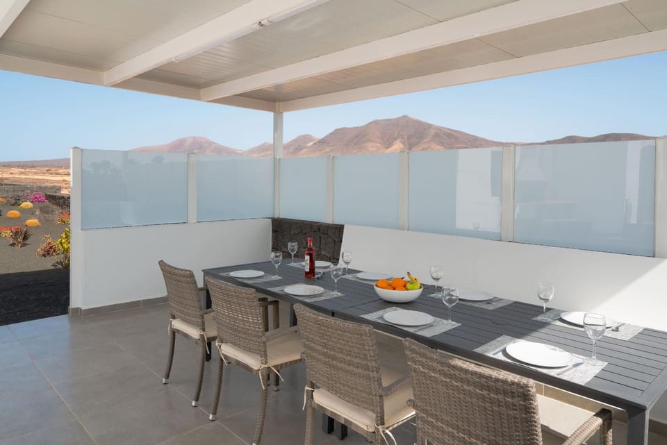 Villa Sapphire Villa in Playa Blanca
