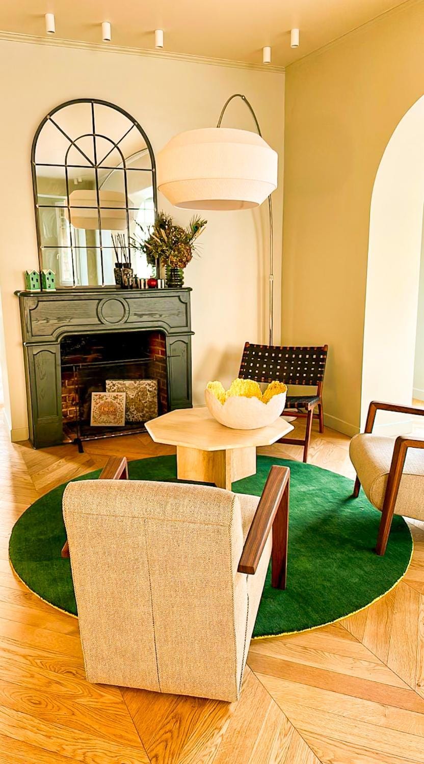 Living room, fireplace