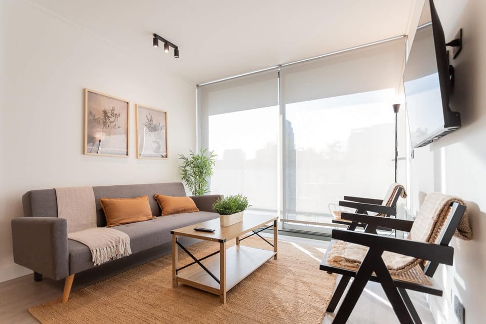 In Front of Araucano Park 2BR2BATH Sleeps 5 Apartment in Las Condes