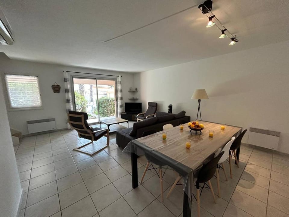Lyo pavillon Apartment in Occitanie