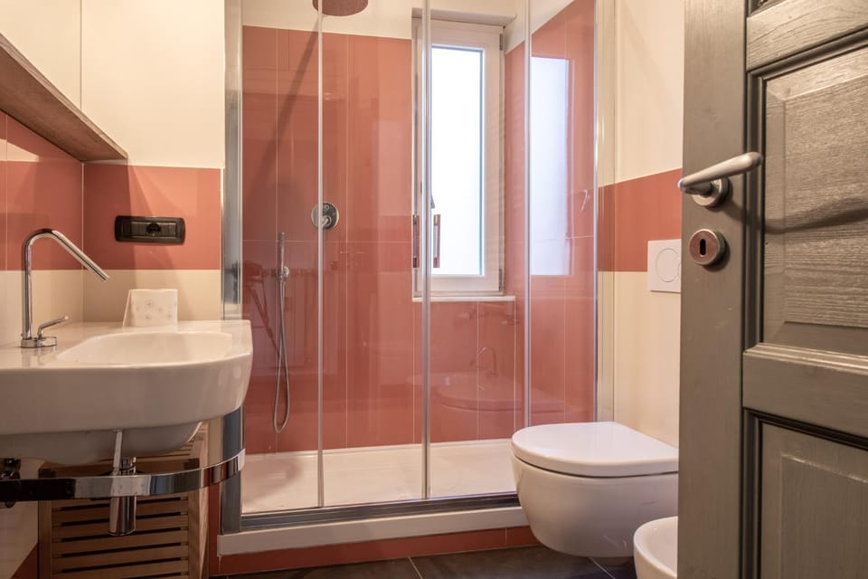 Shower, Toilet, Bathroom, bidet