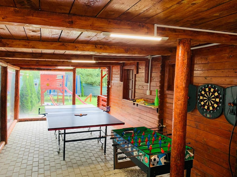 Table tennis