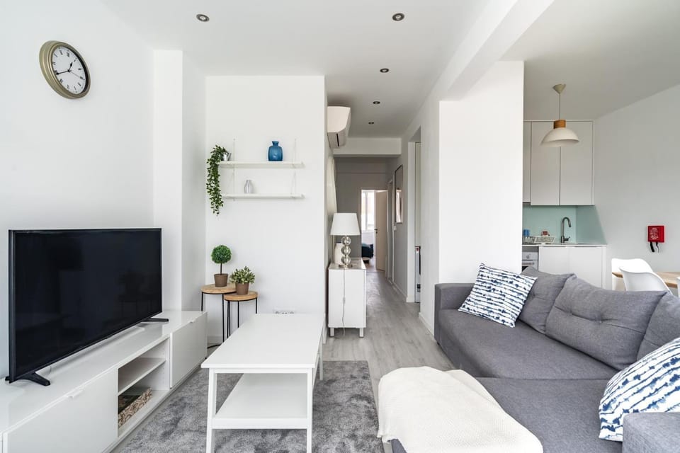 Communal lounge/ TV room, TV and multimedia, Living room, Seating area