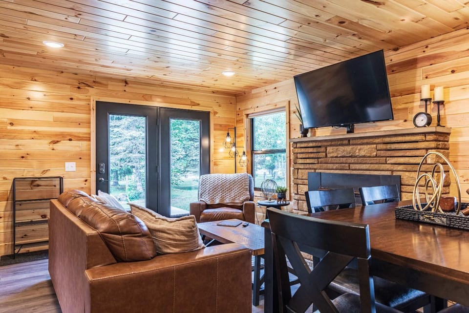 Adventure & Relaxation by Lake Superior House in Whitefish Township
