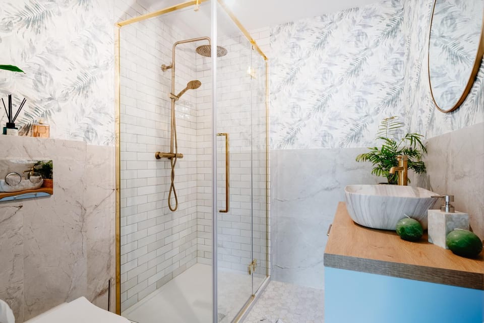 Shower, Bathroom