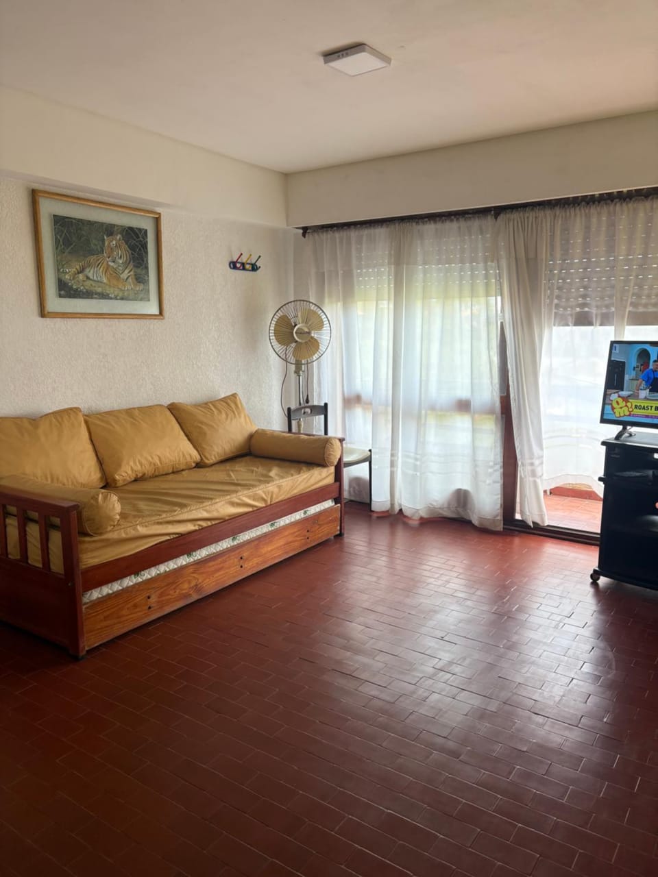 Departamento espacioso en edificio Jacaranda Apartment in Villa Gesell
