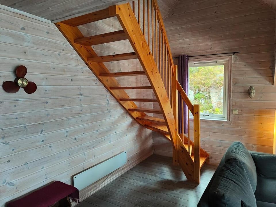 cozy house with boat dock, sauna - FJORDTID House in Vestland
