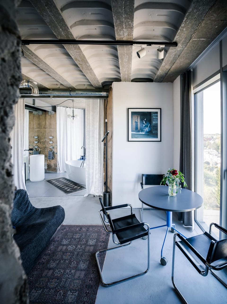 Photo of the whole room, Seating area, Bedroom