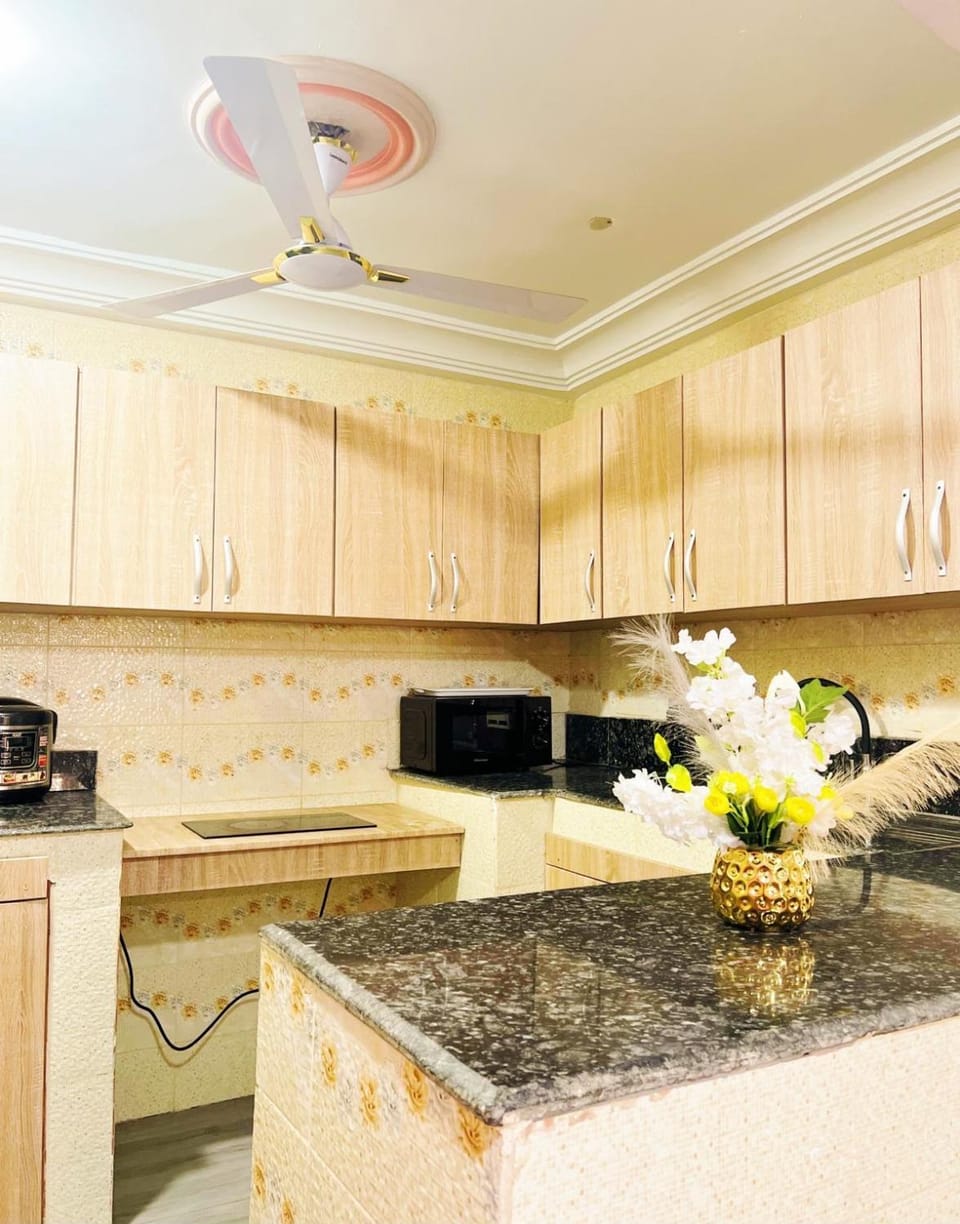 Fofana Luxury Suites Apartment in Accra
