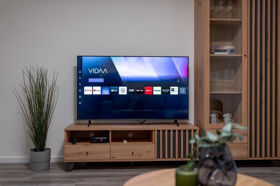 Communal lounge/ TV room, TV and multimedia, Evening entertainment