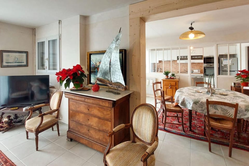 House 5 rooms with garden in Les Sables-d'Olonne House in Château-d'Olonne