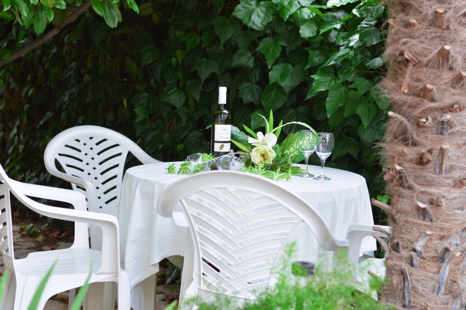 Patio, Garden, Seating area
