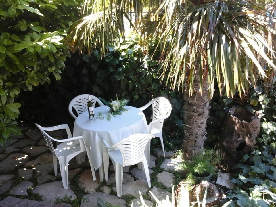 Patio, BBQ facilities, Garden, Seating area