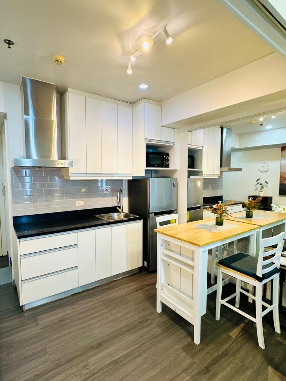 1BR Condotel in Azure Urban Resort near NAIA #TRO1 Apartment hotel in Paranaque