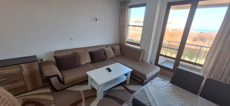 Pomorie Bay My Ray 5 Apartment in Pomorie