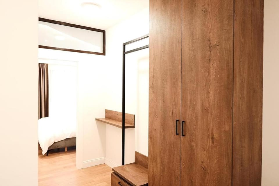Bed, Photo of the whole room, Bedroom, wardrobe