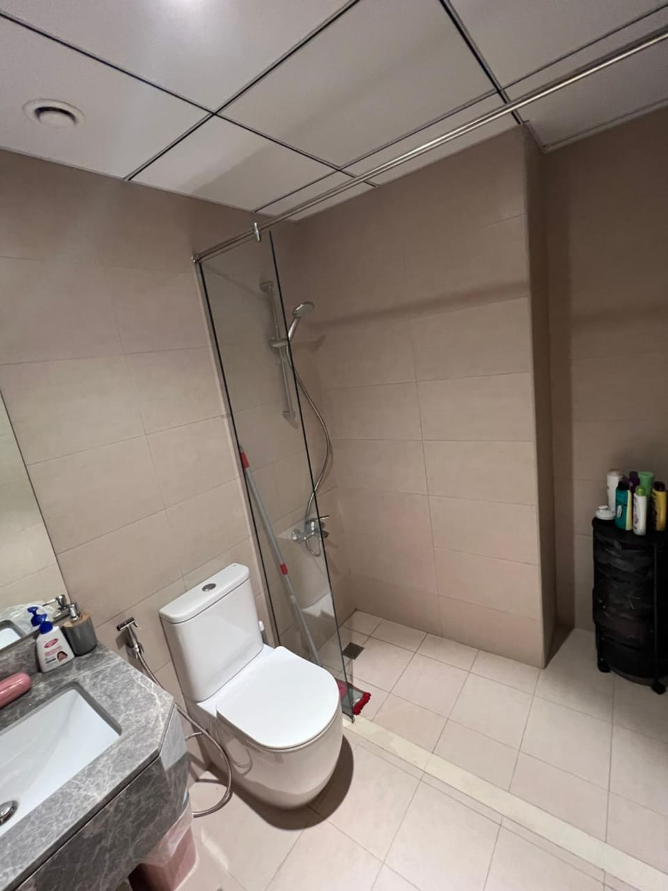 Altaawun Apartment in Al Sharjah