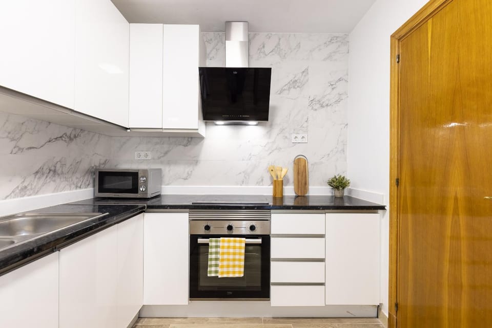 Kitchen or kitchenette, stove