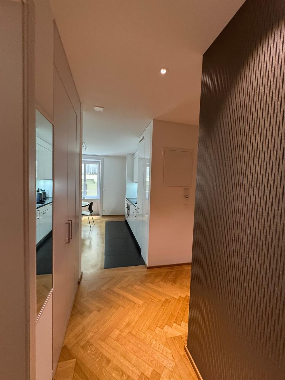 TV and multimedia, Kitchen or kitchenette, Living room