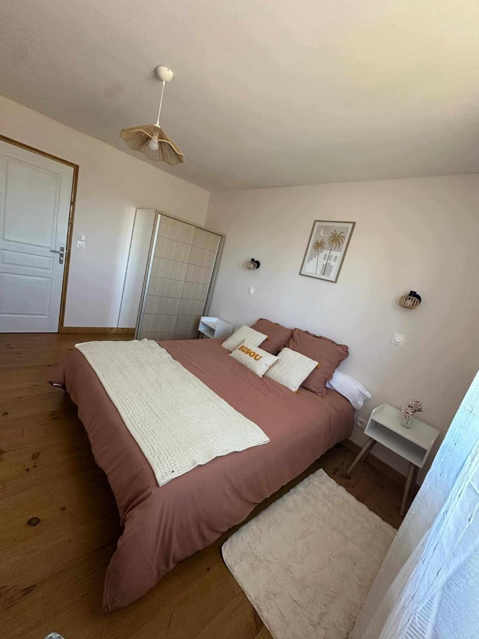 Le Clos de Bourdeilles chambre 2 avec wifi Bed and Breakfast in Nouvelle-Aquitaine