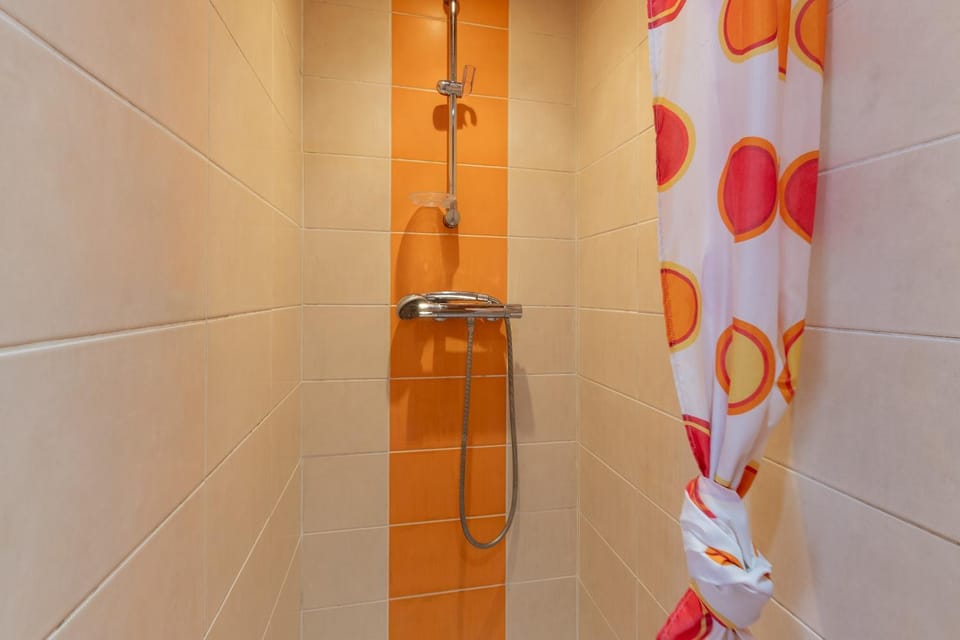 Bathroom, Living room