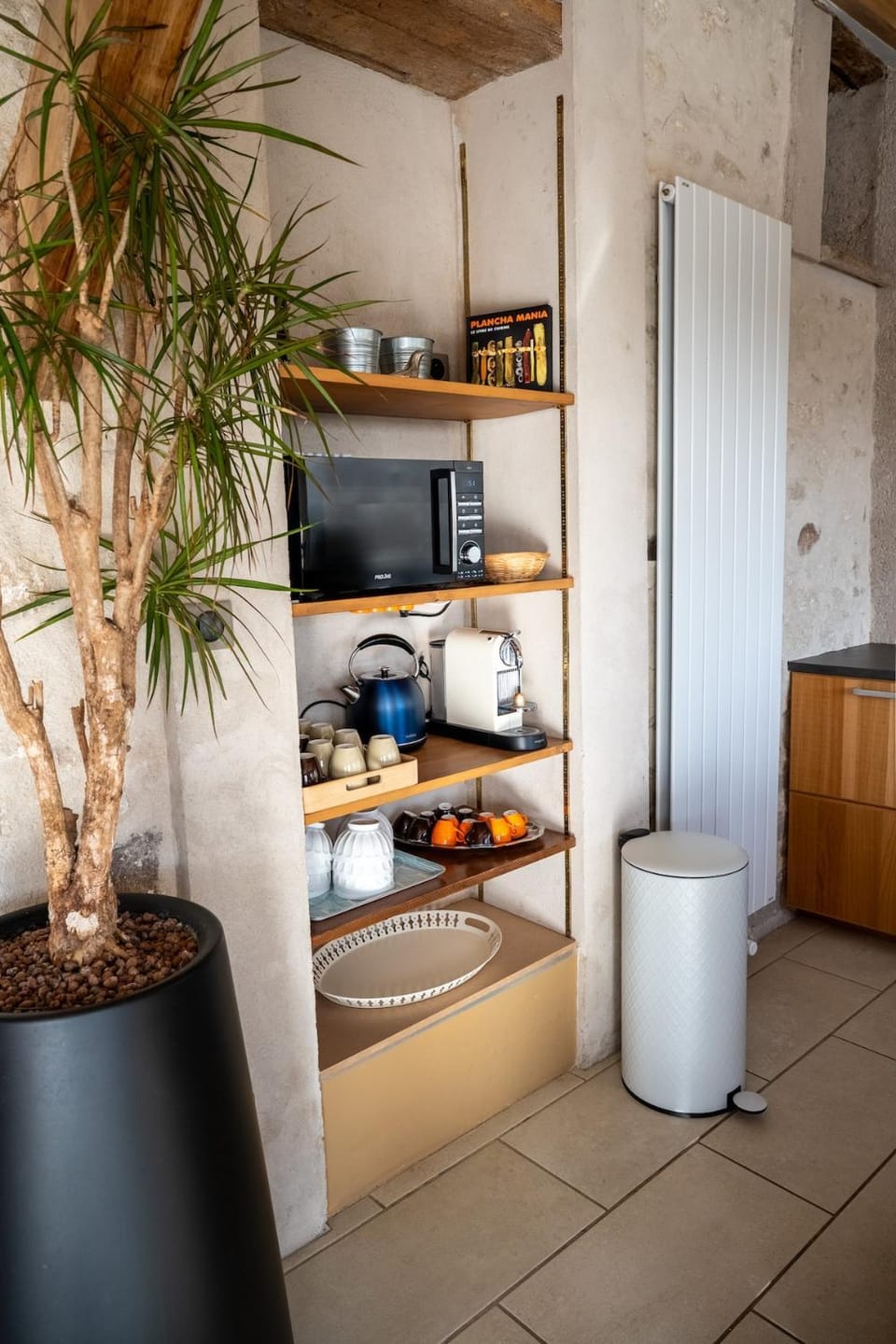 Coffee/tea facilities, Kitchen or kitchenette, microwave, toaster