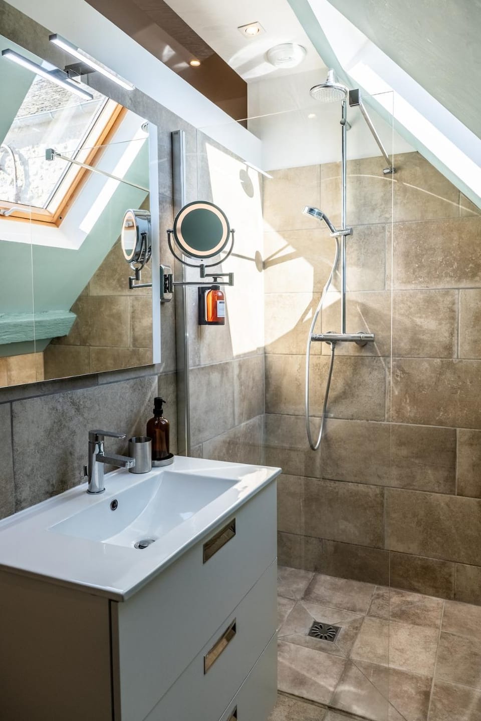 Shower, Bathroom