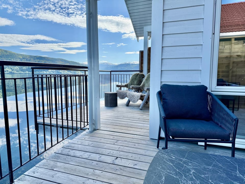 Patio, Day, View (from property/room), Balcony/Terrace, Seating area, Mountain view, Sea view