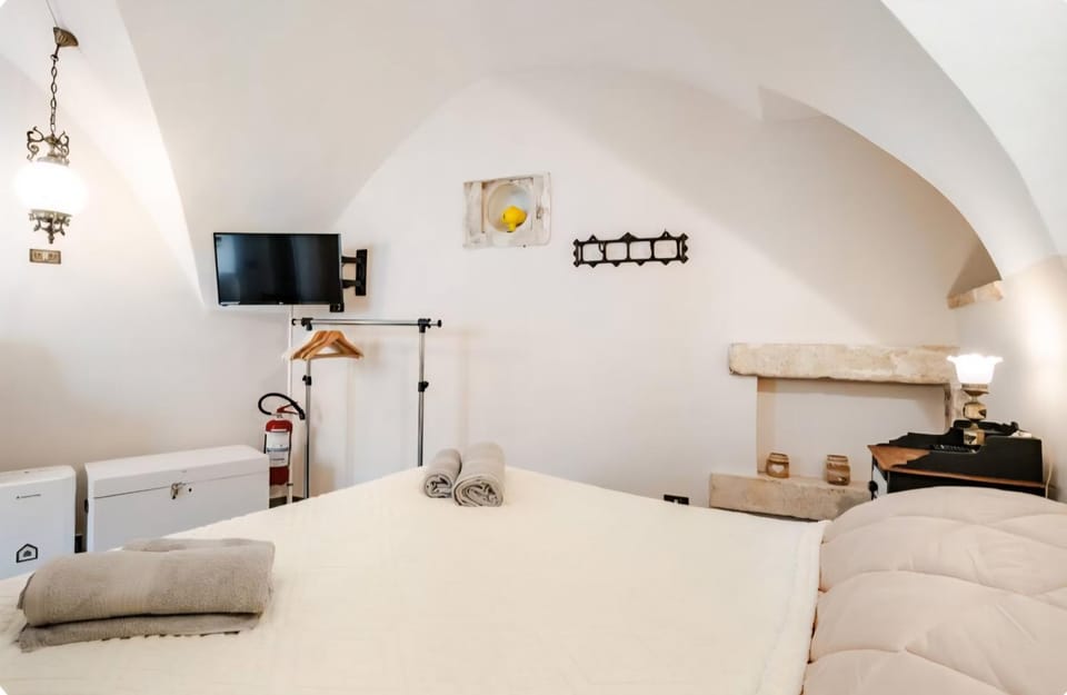 Studio Raguso-Cosy Elegant Hideaway Apartment in Martina Franca
